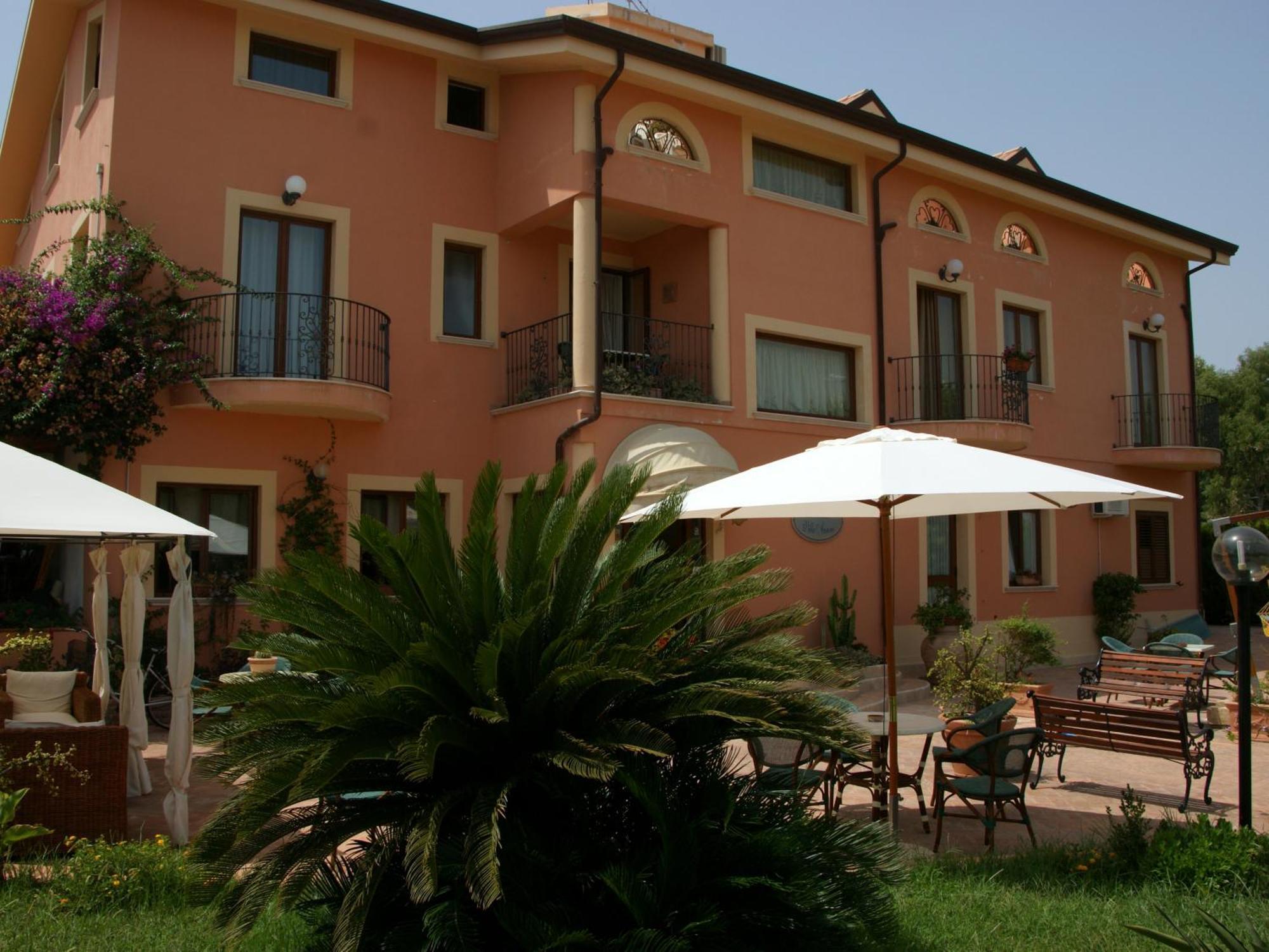 Villa Aurora Le Castella  Luaran gambar